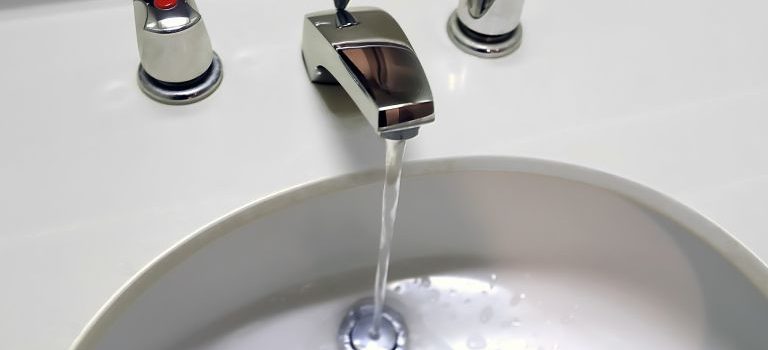 毎日の水が劇的に変わる浄水器の秘密と選び方完全ガイド 毎日の水が劇的に変わる浄水器の秘密と選び方完全ガイド